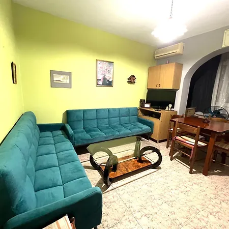 Downtown Retreat 